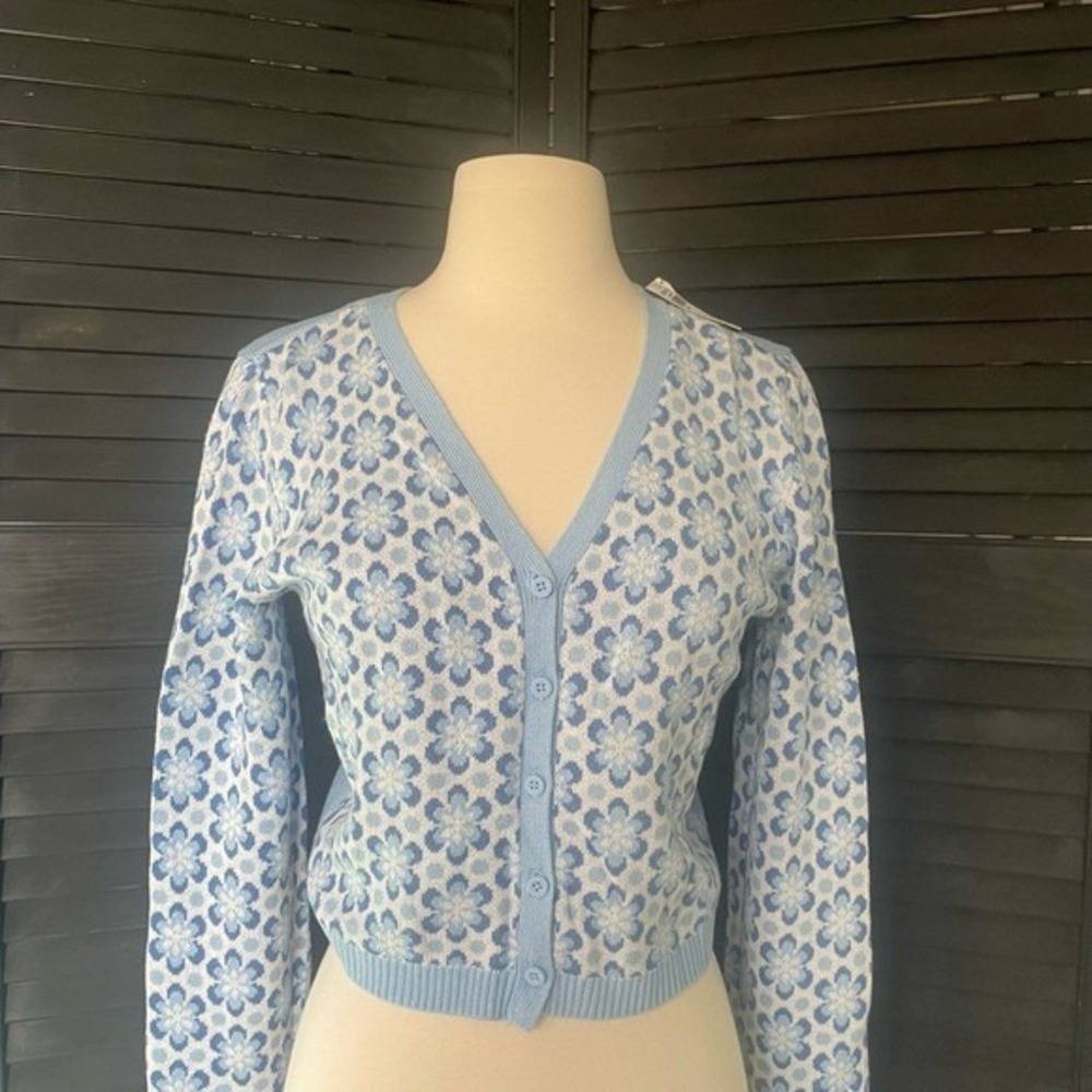 Hollister California Womens Blue Floral Print V Neck Button Up Cardigan Sweater